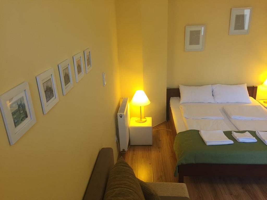 Club Apartments & Rooms Budapeste Quarto foto
