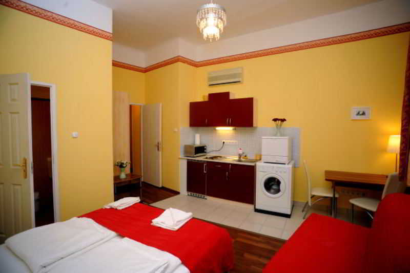 Club Apartments & Rooms Budapeste Exterior foto