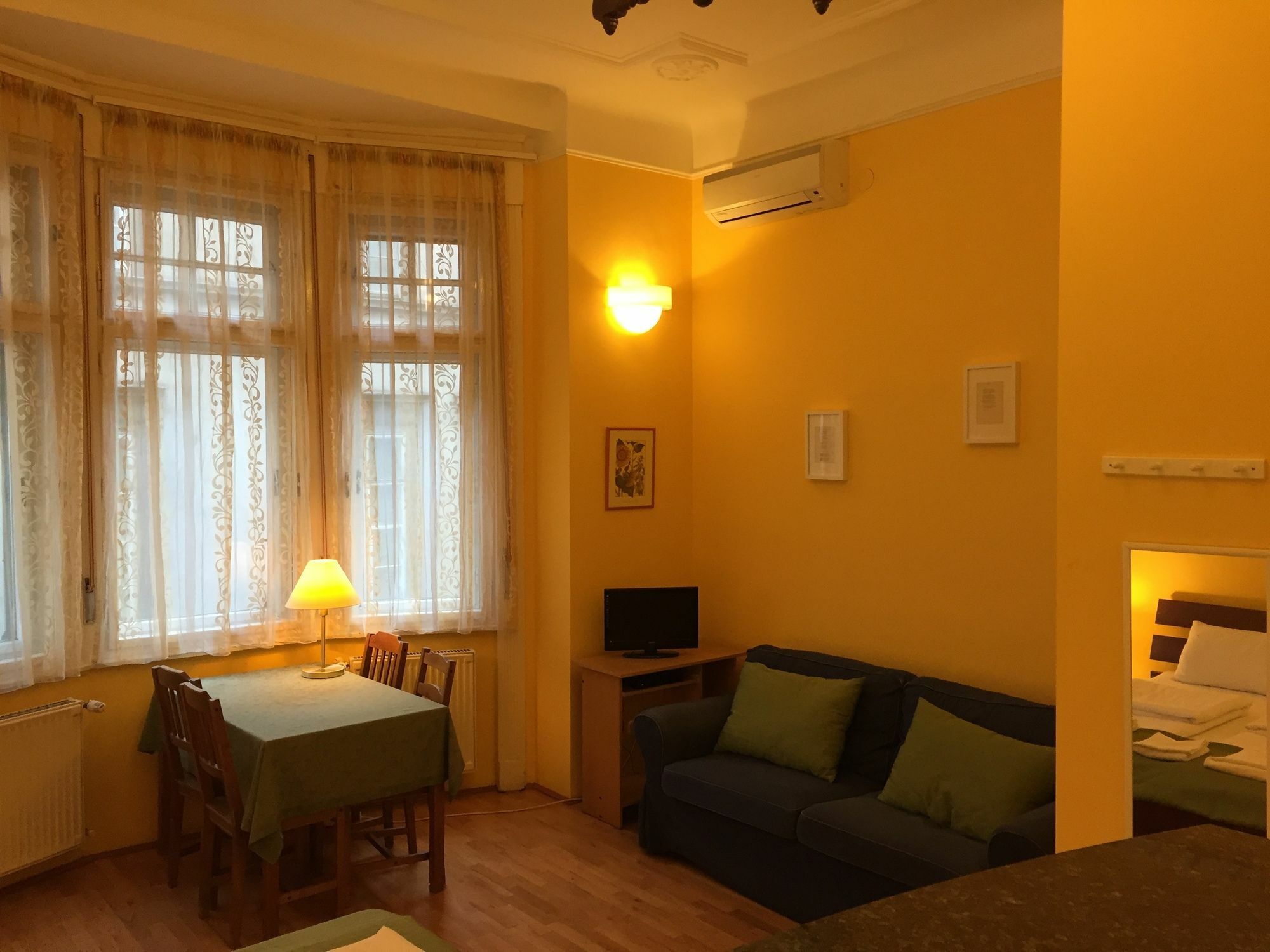 Club Apartments & Rooms Budapeste Exterior foto